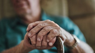 Emeryci nadal z głodowymi świadczeniami. Znamy plany rządu