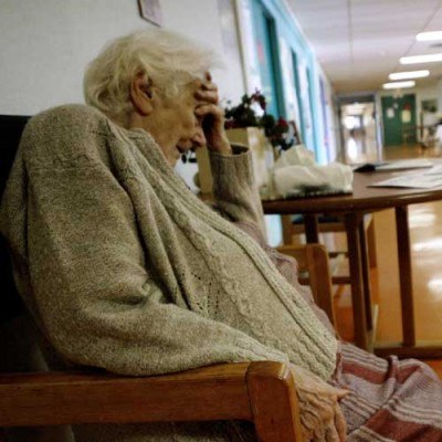 Emeryci w Polsce płacą PIT od emerytury, jak każdy inny obywatel od innego dochodu /AFP