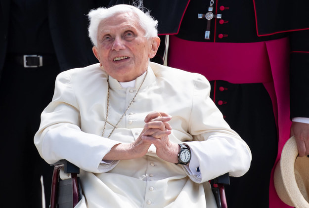 Emerytowany papież Benedykt XVI /SVEN HOPPE /PAP/DPA