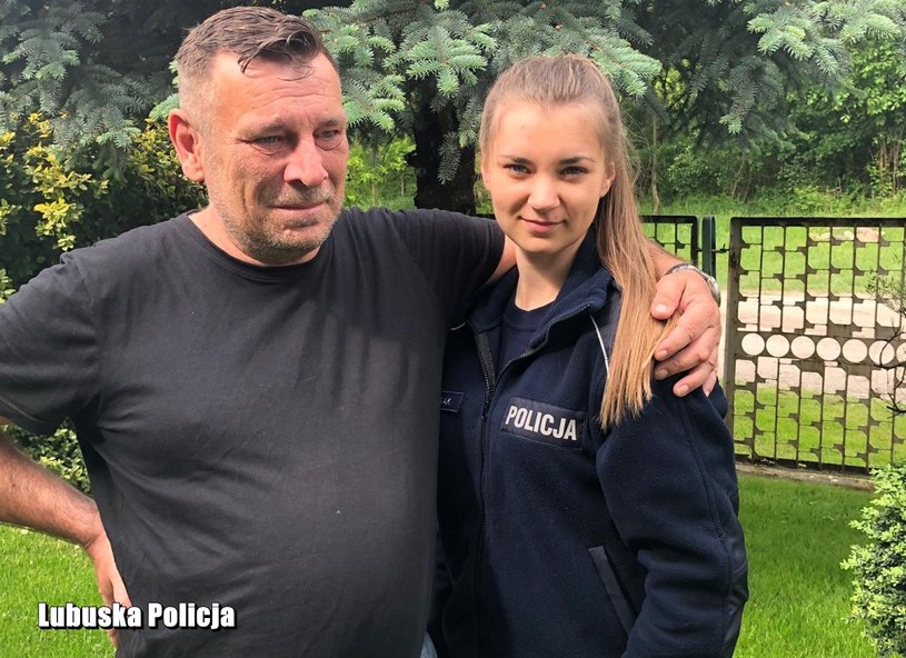 Emerytowany policjant i jego córka-policjantka /Informacja prasowa