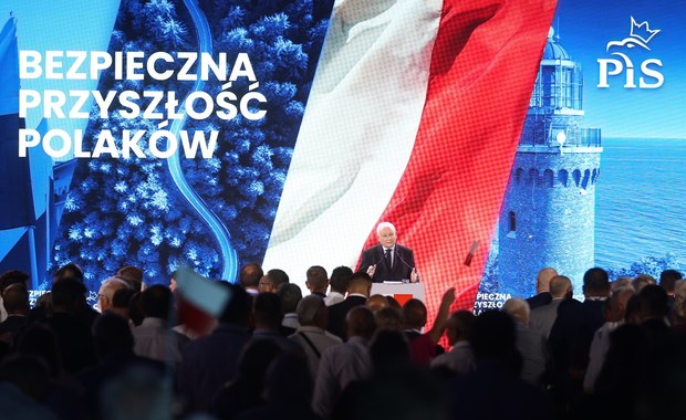 Emerytury stażowe. Kaczyński przedstawił kolejny punkt programu PiS