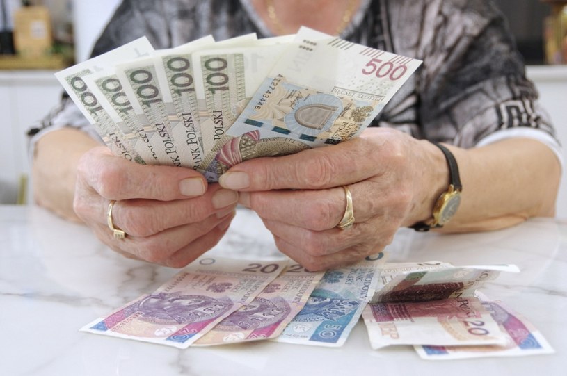 Emerytury w skrajnych przypadkach wynoszą jedynie kilkadziesiąt groszy. /Marek Bazak /East News