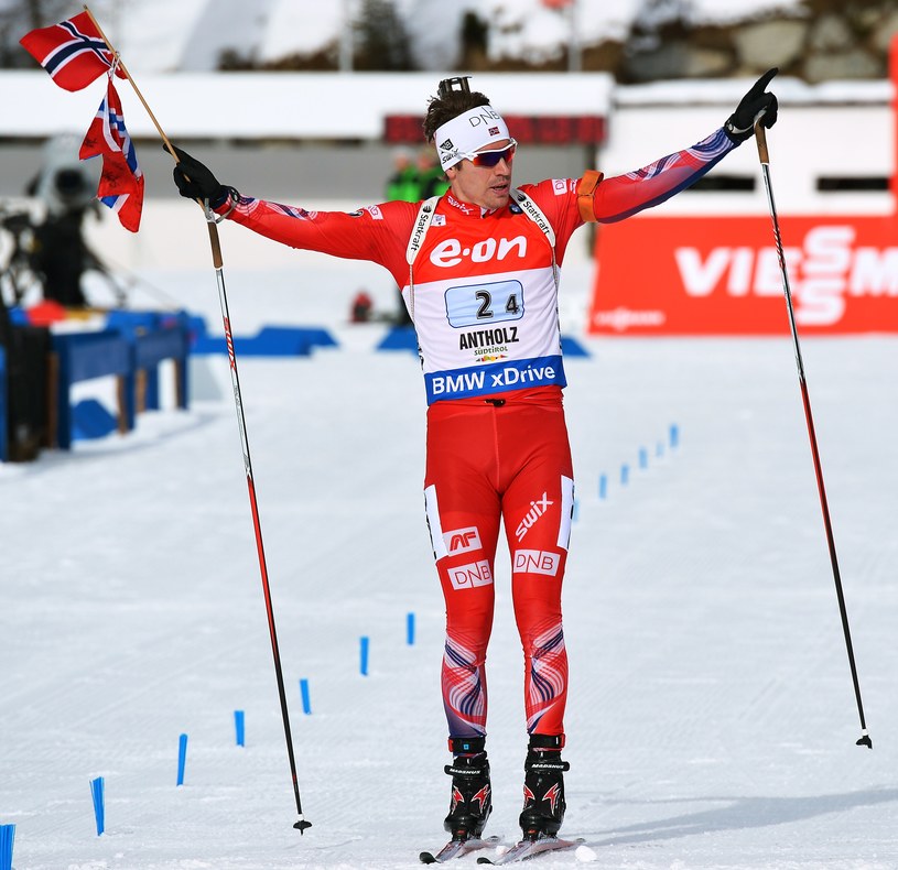 Emil Hegle Svendsen zapewnił Norwegom triumf /AFP