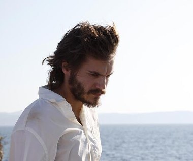 Emile Hirsch w scenie z filmu "Powtórnie narodzony"