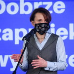 Emilewicz przeprasza za wyjazd synów na narty. "Politykom wolno mniej"