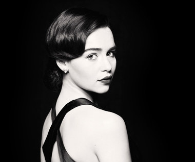 Emilia Clarke: Ściągaj ubranie!