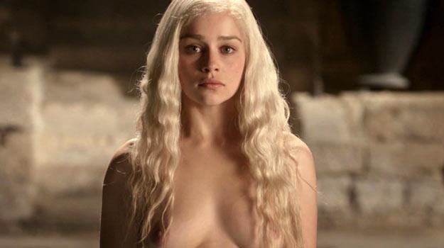 Emilia Clarke: Teraz inne aktorki rozbierają się w "Grze o tron" /HBO