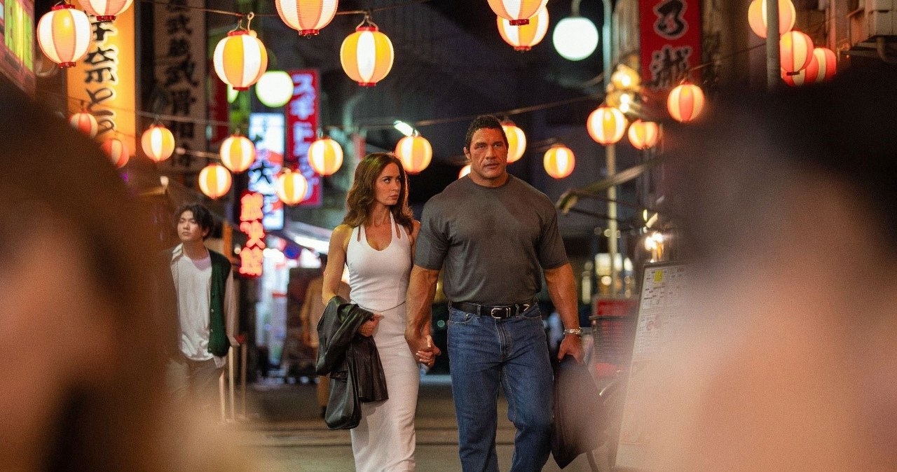 Emily Blunt i Dwayne Johnson w "Smashing Machine" /materiały prasowe