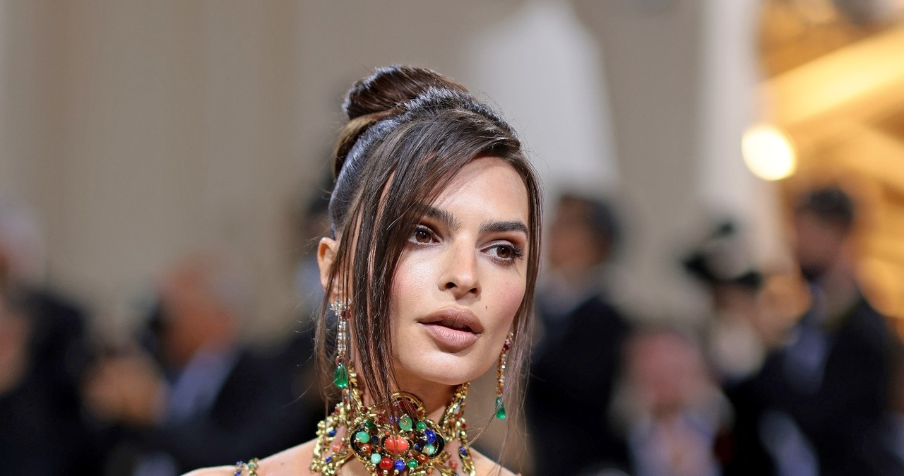 Emily Ratajkowski /Dimitrios Kambouris / Staff /Getty Images