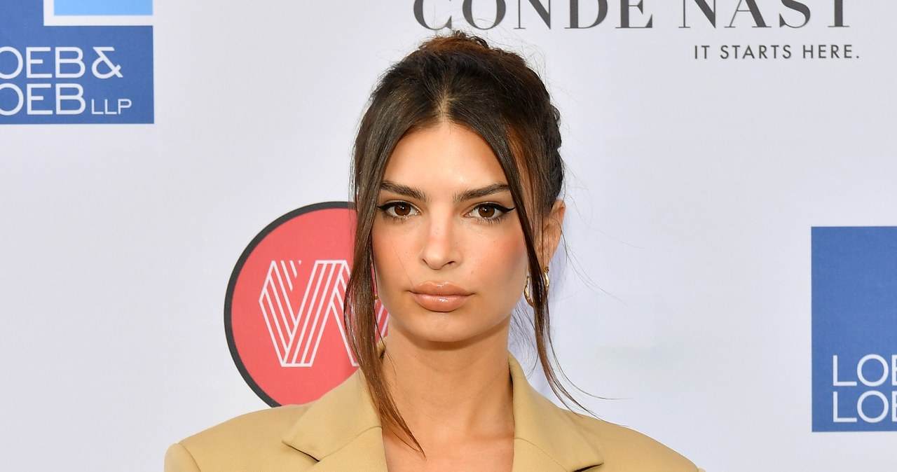 Emily Ratajkowski /Dia Dipasupil /Getty Images