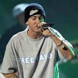 Eminem: Kto zrzuci go z tronu? /AFP