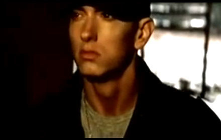 Eminem tym razem zatroskany /
