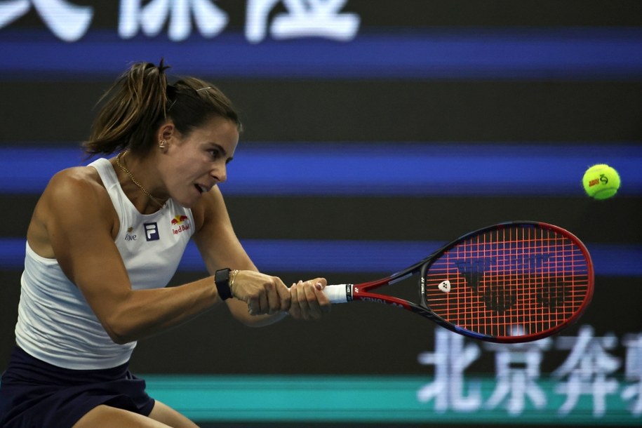 Emma Navarro podczas meczu z Igą Świątek /ANDRES MARTINEZ CASARES /PAP/EPA