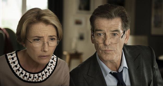 Emma Thompson i Pierce Brosnan w filmie "Riwiera dla dwojga" /materiały prasowe