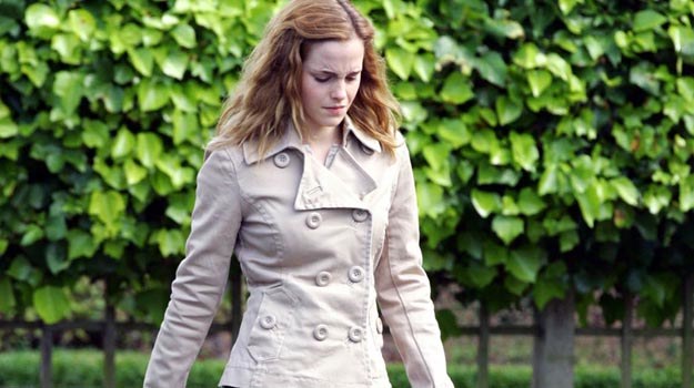 Emma Watson na planie ostatniego "Pottera" /Splashnews
