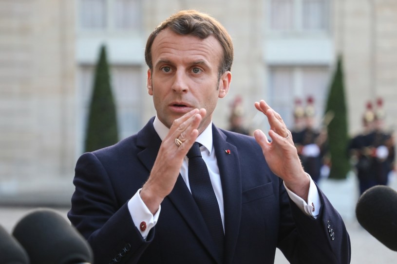 Emmanuel Macron chce kontynuować dialog z Rosją /AFP