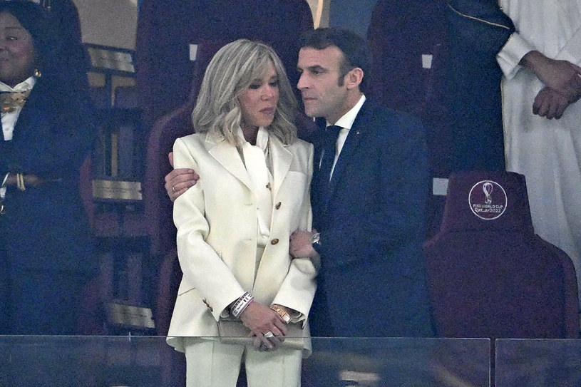 Emmanuel Macron i Brigitte Macron na meczu Argentyna - Francja w finale MŚ 2022 /AFP/AFP -/ /East News