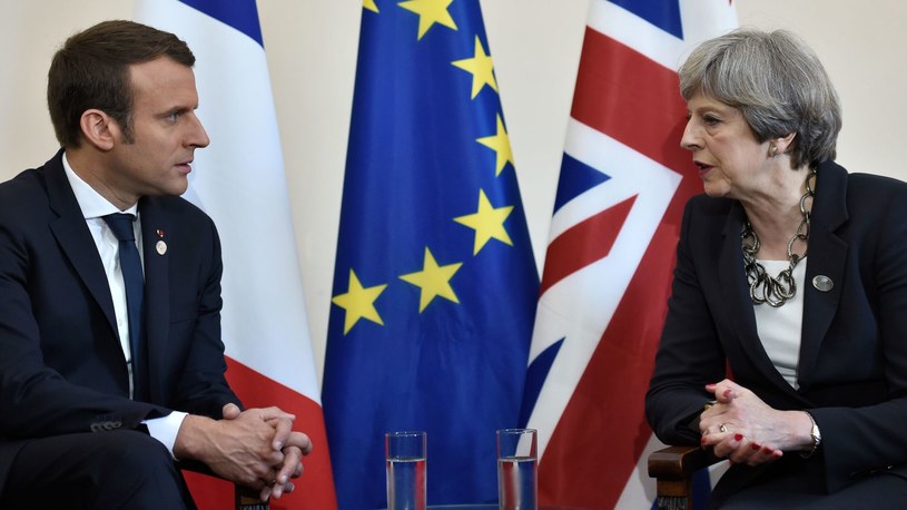Emmanuel Macron i Theresa May /AFP