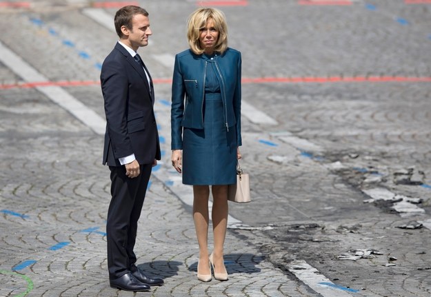 Emmanuel Macron z żoną /IAN LANGSDON /PAP