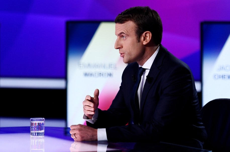 Emmanuel Macron /PAP/EPA/MARTIN BUREAU / POOL /PAP/EPA