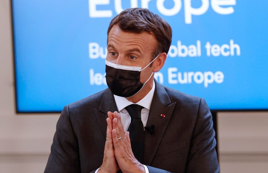 Emmanuel Macron /YOAN VALAT / POOL /PAP/EPA