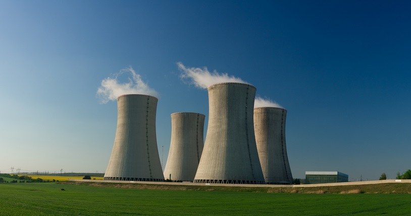 Energetyka atomowa. Opóźnienia w budowie elektrowni jądrowych okazały się kosztowne w kontekście wojny w Ukrainie. Zdj. ilustracyjne /123RF/PICSEL