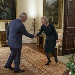 "Entuzjazm" Karola III na spotkaniu z premier. Nagranie podbija sieć