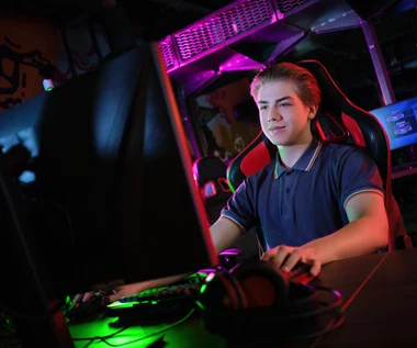 Epic Games: Neon Abyss za darmo do pobrania w sklepie