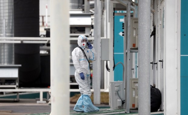 Epidemia koronawirusa na świecie. Połowa nowych infekcji w Europie