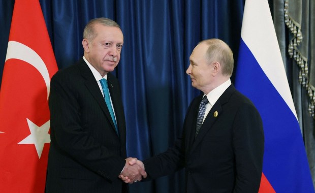 Erdogan zapowiada rozmowę z Putinem. Turcja chce przełomu w sprawie wojny na Ukrainie