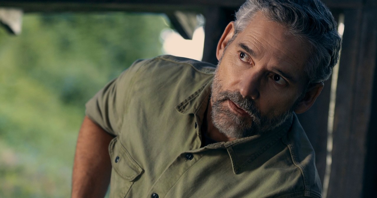 Eric Bana w serialu "Dzikość" /Netflix