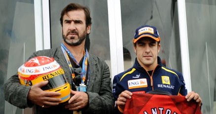 Eric Cantona raczej nie pomoże Fernando Alonso /AFP