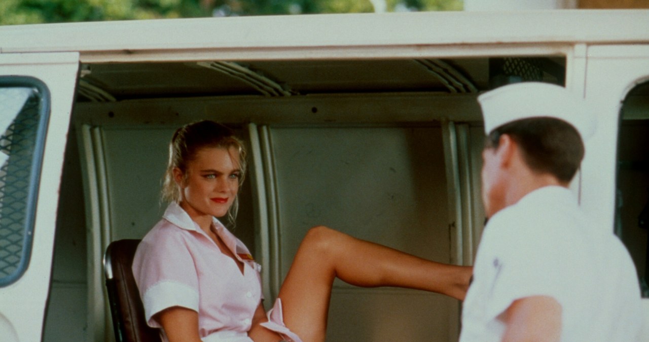 Erika Eleniak w scenie z filmu "Eskorta" /Warner Bros/Courtesy Everett Collection/Everett Collection/East /East News