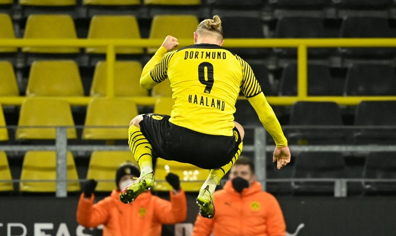 Erling Braut Haaland w meczu Borussia Dortmund - SC Freiburg /Issa Fassbender  /AFP