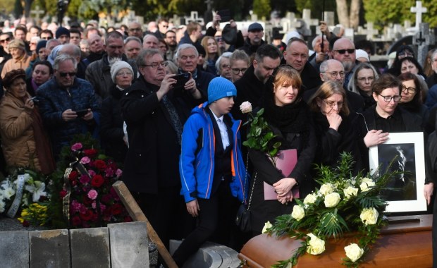 Ernest Bryll spoczął na cmentarzu na warszawskim Służewie