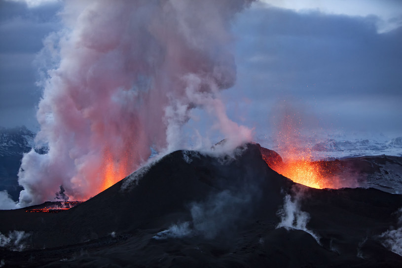 Erupcja Eyjafjallajökull w 2010 roku, Islandia /123RF/PICSEL
