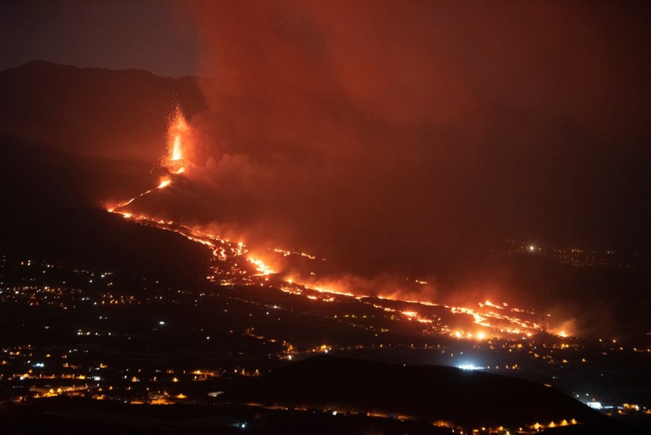 Erupcja wulkanu Cumbre Vieja /MIGUEL CALERO /PAP/EPA