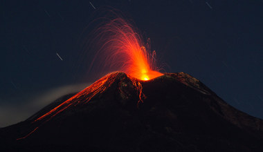 Erupcja wulkanu Etna. Jest alert dla mieszkańców i turystów