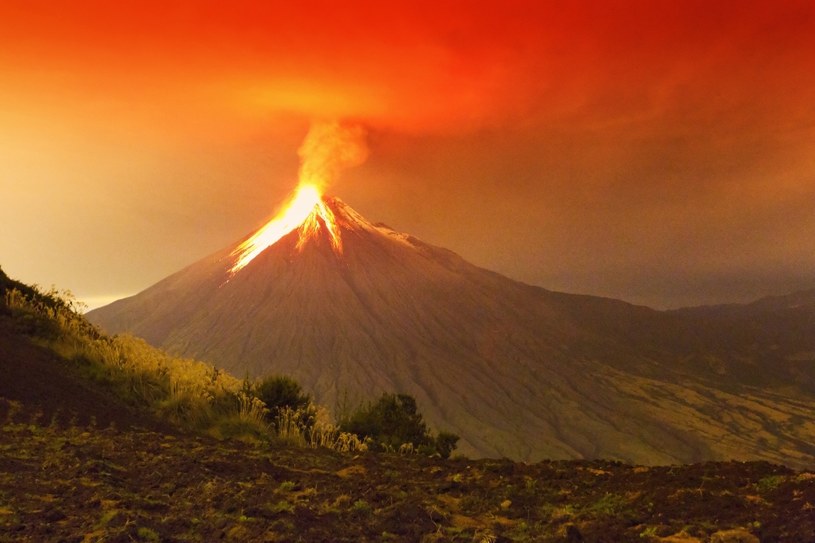 Erupcje wulkanów są trudne do przewidzenia /123RF/PICSEL