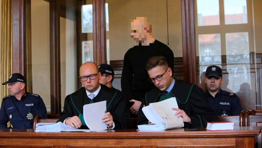 Eryk J. na sali rozpraw /Tomasz Wojtasik /PAP