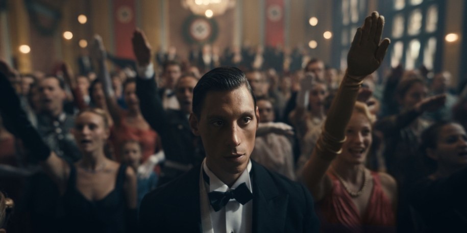 Eryk Kulm Jr. na planie "Filipa" /Akson Studio /Materiały prasowe