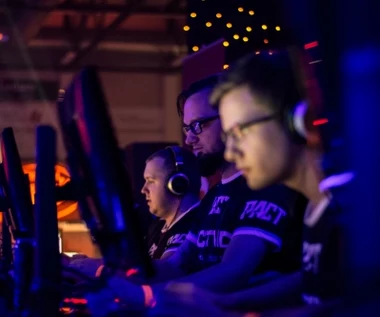 ​ESEA Premier: PACT i Kinguin z porażką