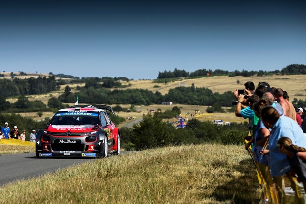 Estończyk Ott Tanak (Toyota Yaris WRC) wygrał Rajd Niemiec, dziewiątą rundę mistrzostw świata. Kajetan Kajetanowicz (Ford Fiesta R5) był 13. w klasyfikacji generalnej i piąty w WRC2. /PAP/EPA