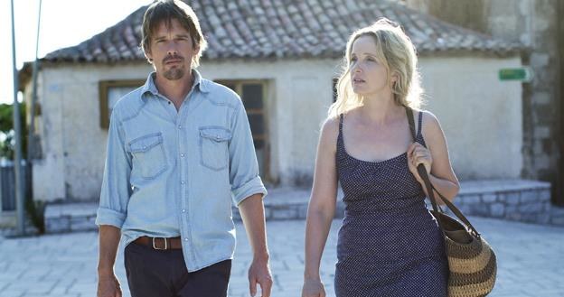 Ethan Hawke i Julie Delpy w scenie z filmu "Przed północą" /materiały prasowe