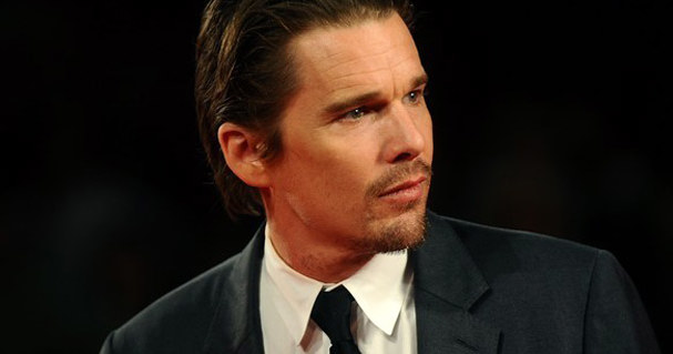 Ethan Hawke spotka się na planie z Pawłem Pawlikowskim po raz pierwszy /AFP