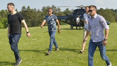 Euro 2016: Kadrowicze Nawałki zlecieli do Arłamowa. Peszko: "Nieco się stresowałem"