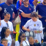 Euro 2020. Matka Adriena Rabiota awanturowała się na meczu. Narobiła niezłego wstydu