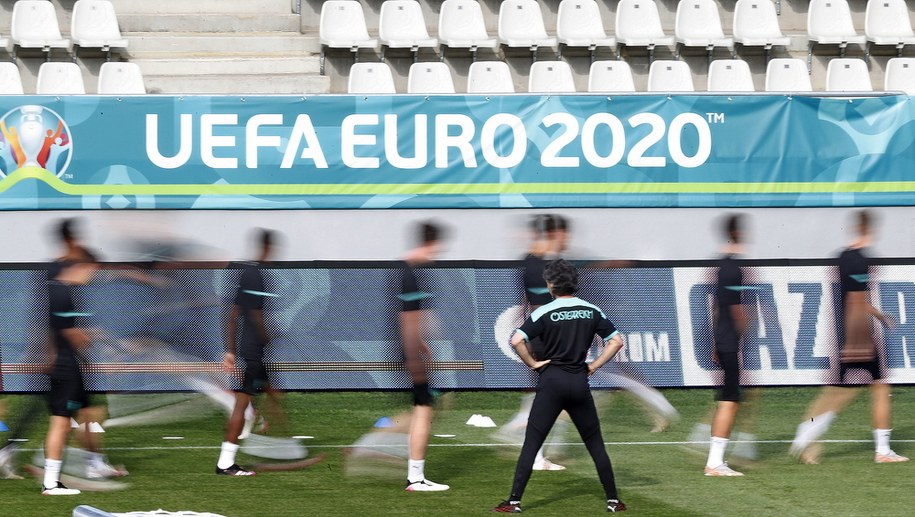 Euro 2020. Reprezentanci Austrii w czasie treningu w rumuńskim Bukareszcie /ROBERT GHEMENT /PAP/EPA