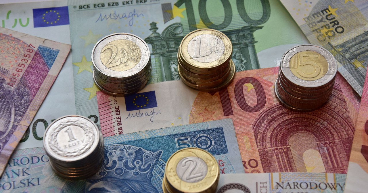 Euro kosztuje obecnie około 4,30 zł /123RF/PICSEL