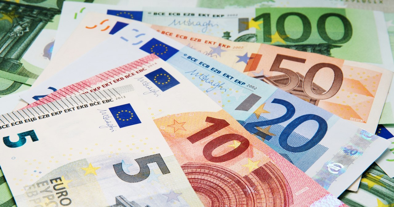 Euro ma być wyjątkowo tanie już w te wakacje. /123RF/PICSEL